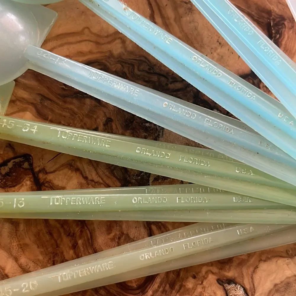 Vintage Tupperware Measuring Spoons - Picture 3 of 7